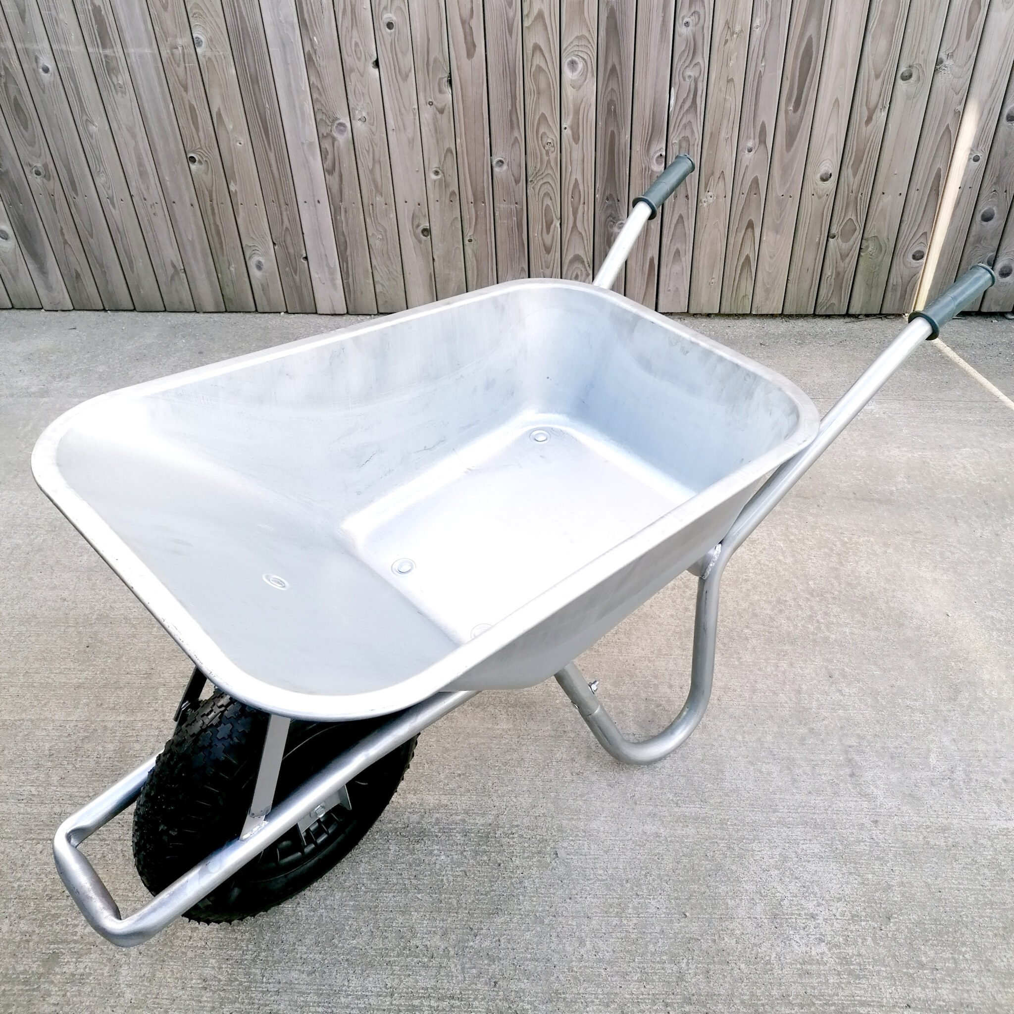 Steel Wheelbarrow 90L Heavy Duty Sheds Direct Ireland